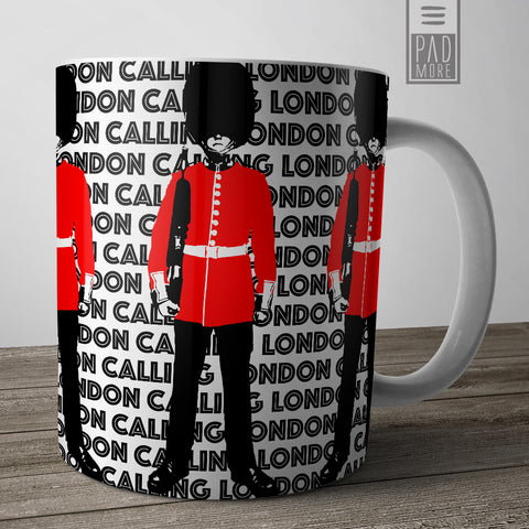 The Queen's Guard London Mug